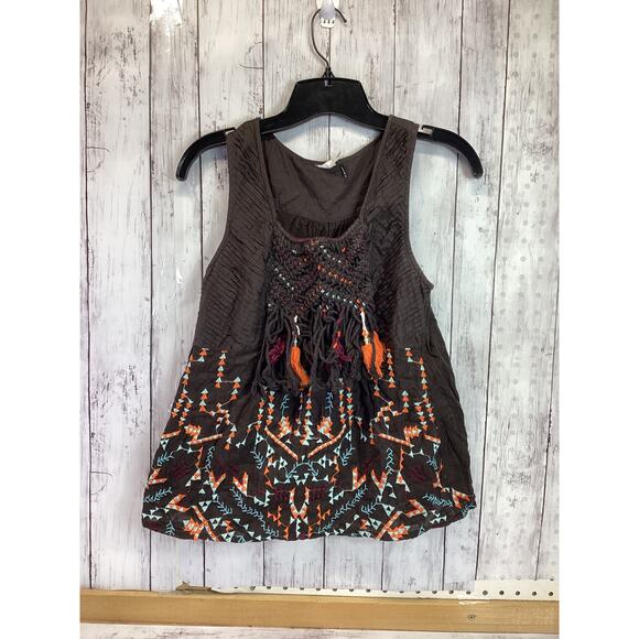Akemi + Kin Tops - Akemi + Kin Anthropologie RIGMAROLE TANK Blouse Fringe Tassel Top XS
